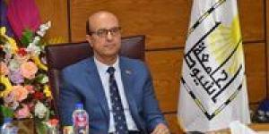 رئيس جامعة أسيوط يكلف الدكتور علاء عبدالحفيظ قائمًا بعمل عميد كلية التجارة
