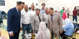 نائب رئيس جامعة بنها يتفقد سير امتحانات الفصل الدراسي الثاني