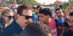 محمد رياض ورانيا محمود ياسين الأبرز.. نجوم الفن في جنازة سميحة أيوب.. شاهد