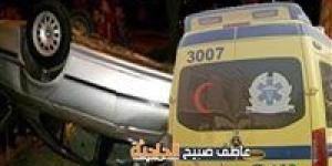 سوهاج.. مصرع مهندسة وإصابة زوجها وأطفالها الثلاثة في حادث انقلاب سيارة بأخميم