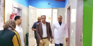 وكيل وزارة الصحة بالبحيرة يتفقد مستشفى أبو المطامير المركزي خلال العيد