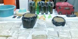 عصابة الاستروكس في قبضة الأمن.. ضبط مصنع مخدرات متكامل بالبساتين