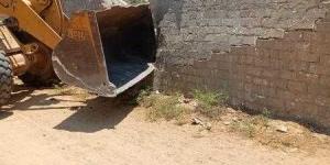 تنفيذ إزالة لـ ٢٢ حالة تعد على مساحة ٩ قراريط و٤ ...