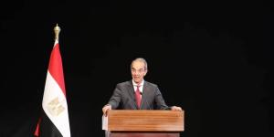 عمرو طلعت يشهد تخريج الدفعة الأولى لبرنامج ...