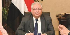 سفير مصر بالكويت يُناقش تشكيل لجنة مصرية متخصصة لتزويد الكويت بالعمالة الماهرة