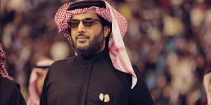بعد استعانه المطربين بالذكاء الاصطناعي.. هل يخوض تركي آل شيخ التجربة في السينما