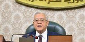 جبالي منتقدا غياب النواب: "ليس لإحراج الغائبين والمعني في بطن الشاعر"