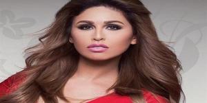 الفنانة مي سليم تتألق بإطلالة صيفية مع شقيقتها