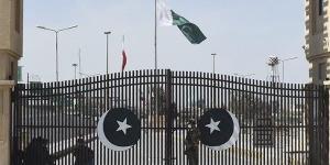 عاجل.. باكستان تعلن إغلاق حدودها مع إيران