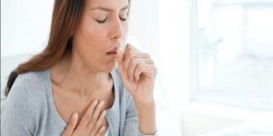 هل السعال المستمر قد يكون علامة على مشكلة صحية؟