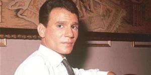 في ذكرى ميلاد العندليب.. نجوم جسدوا شخصية عبد الحليم حافظ