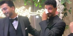 محمد أنور يبكي في عقد قران شقيقه: "لقيت نفسي بعيط زي أي ابن في بيت مصري أصيل"