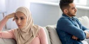 زوجي يرى أن الاعتداء علي وترويع الأولاد جائز شرعا.. فهل هذا صحيح؟
