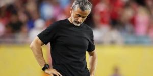 يجب تدخل النحاس.. نجم الزمالك السابق يشن هجومًا لاذعًا على ريبييرو