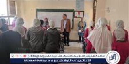 وكيل وزارة التعليم يتابع انتظام الدراسة ببعض مدارس إدارة أسيوط التعليمية