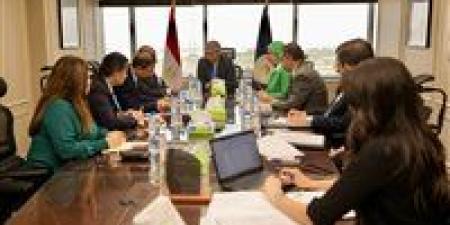 وزير السياحة يلتقي سكرتير عام منظمة الدول الثماني النامية للتعاون الاقتصاديD8 والوفد المرافق له