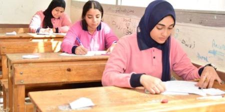 انتظام امتحانات نهاية العام الدراسي بزويل بورسعيد للتعليم والتدريب المزدوج