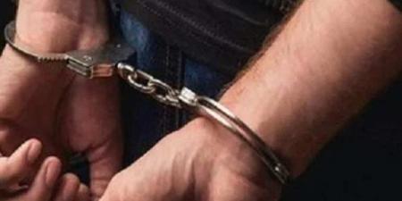 القبض على شاب يعتدى على آخر بسلاح أبيض في دمياط.. تفاصيل مثيرة