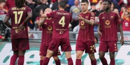 روما يعبر فيورنتينا ويصعد للمركز الرابع مؤقتا في الدوري الإيطالي