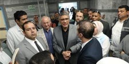 محافظ الجيزة يتفقد فرع التأمين الصحي بمدينة السادس من أكتوبر لمتابعة الخدمات المقدمة للمواطنين
