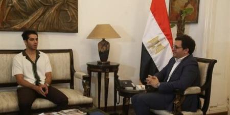 مينا مسعود: تقديم أعمال تعبر عن الهوية المصرية ضمن أحلامى