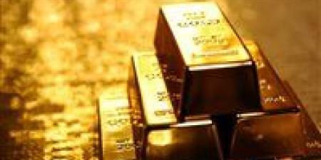 أسعار الذهب ترتفع 2.3% وسط تراجع الدولار وترقّب قرار الفيدرالي الأمريكي