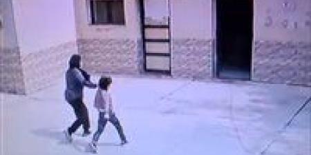 التحقيق بواقعة تعنيف طفل مريض بالسكري داخل مدرسة بالقاهرة "تفاصيل"