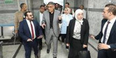 محافظ الجيزة يتفقد فرع التأمين الصحي بـ 6 أكتوبر