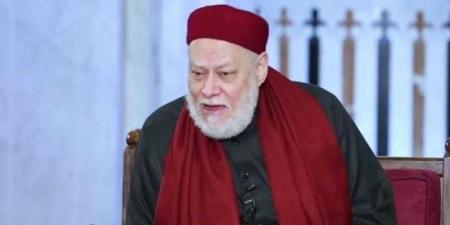 كيف يتصرف من اكتسب مالًا حرامًا ثم تاب؟.. علي جمعة يوضح