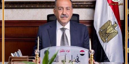 محافظ أسيوط يعلن بدء خطة القوافل الطبية المجانية ...