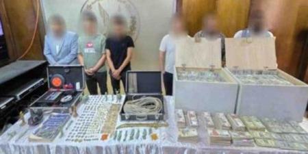 حبس عصابة الآثار المزيفة بالقاهرة