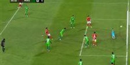 الدوري المصري الممتاز: إمام عاشور يسجل الهدف الأول للأهلي في مرمى المصري البورسعيدي في الدقيقة 35