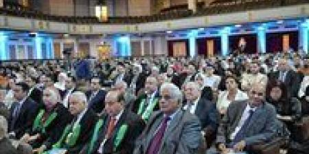 جميعهم من خريجي كلية الحقوق.. جامعة القاهرة تكرم وزير العدل ورؤساء الهيئات القضائية