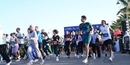 وزير الشباب والرياضة يشارك في النسخة الخامسة من نصف ماراثون مدينتي