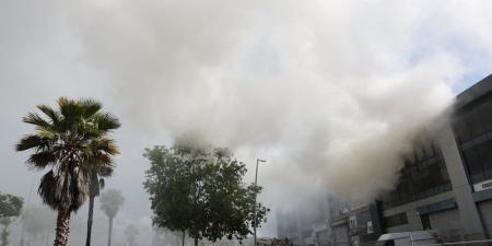 رصد "سحابة سامة" يطلق تحذيرات بالقرب من برشلونة
