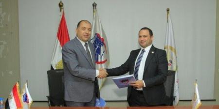 الجمهورية الجديدة للتنمية توقع بروتوكول تعاون مع وزارة الصناعة