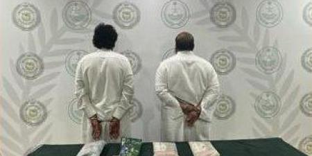 السعودية.. القبض على شخصين لترويجهما كمية من مادة الحشيش المخدر بالشرقية