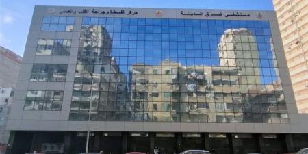 من غرفة الطوارئ إلى الحياة.. أطباء مستشفى شرق المدينة ينقذون مسنة من سكتة قلبية محققة