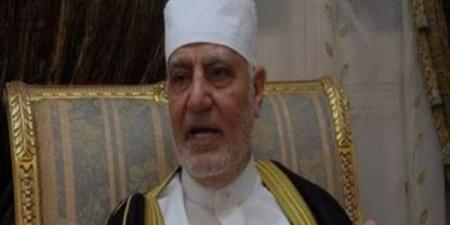 عباس شومان ينفي وفاة الدكتور نصر فريد واصل