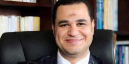 استشاري العلاج النفسي: الهاتف المحمول يهدد استقرار التركيز الذهني لدى الطلاب