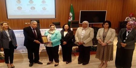 احتفال عالمي من جامعة القاهرة بمناسبة يوم المرأة العالمي