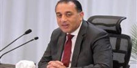 رئيس الوزراء يستعرض خطة توفير المنتجات البترولية لتشغيل محطات الكهرباء استعدادًا للصيف المُقبل