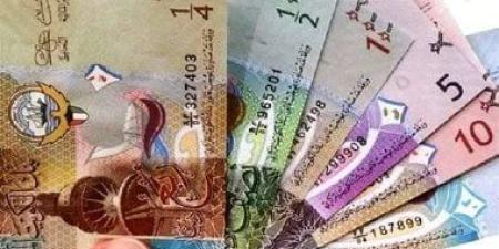 استقرار سعر الدينار الكويتى بالبنوك المصرية منتصف تعاملات اليوم