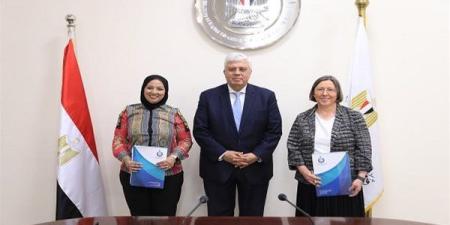 تعزيز التعاون الأكاديمي بين أكاديمية البحث العلمي والتكنولوجيا وجامعة ولاية وست فيرجينيا