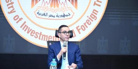 وزير الاستثمار والتجارة الخارجية يتوجه للعاصمة الروسية موسكو