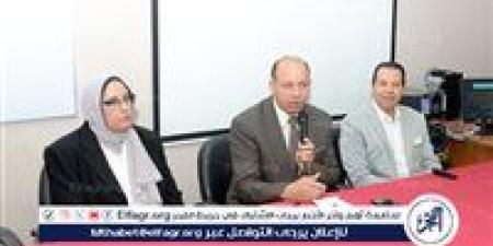 رئيس جامعة المنصورة يلتقي أعضاء الشؤون القانونية ضمن برنامج تدريب قيادات الصف الثاني