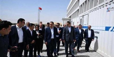 رئيس الوزراء يفتتح مصنع ”شين شينج” لمواسير الدكتايل باستثمارات 150 مليون دولار
