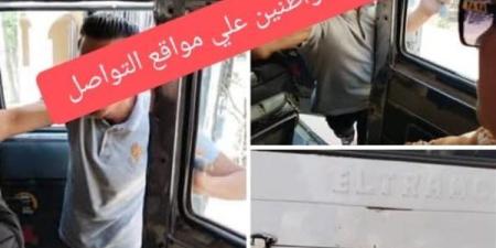 بعد رصد شكوى المواطنين.. محافظة الجيزة تضبط سائقًا لتعديه لفظيًّا على الركاب بفيصل
