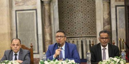 ملتقى الجامع الأزهر يحذر من الاستهلاك السلبي لشبكات التواصل وتأثيرها على الوعي