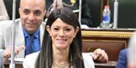 وزيرة التخطيط والتنمية الاقتصادية والتعاون الدولي تبحث مع محافظ قنا دعم جهود التنمية بالمحافظة